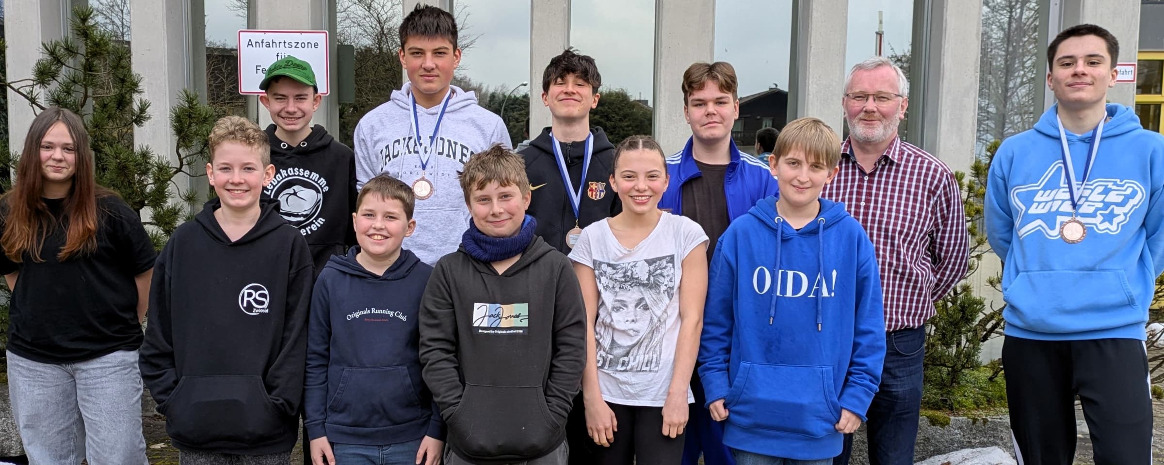 Gruppenbild der teilnehmenden Schüler