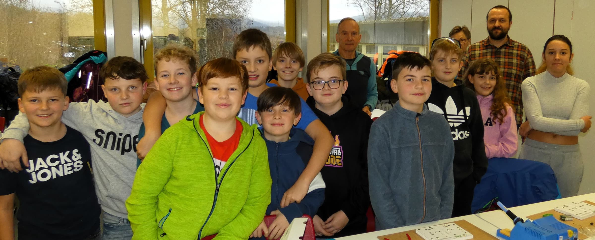 Gruppenfoto der Teilnehmer